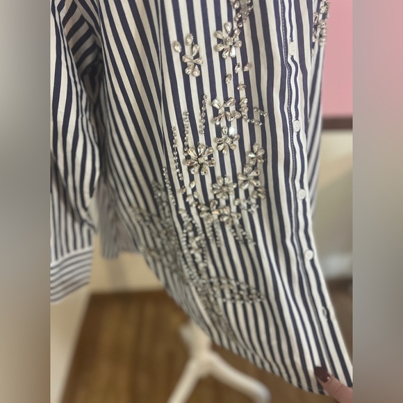 Crystal Embellished Maeve Button-Down - Picture 3 of 9